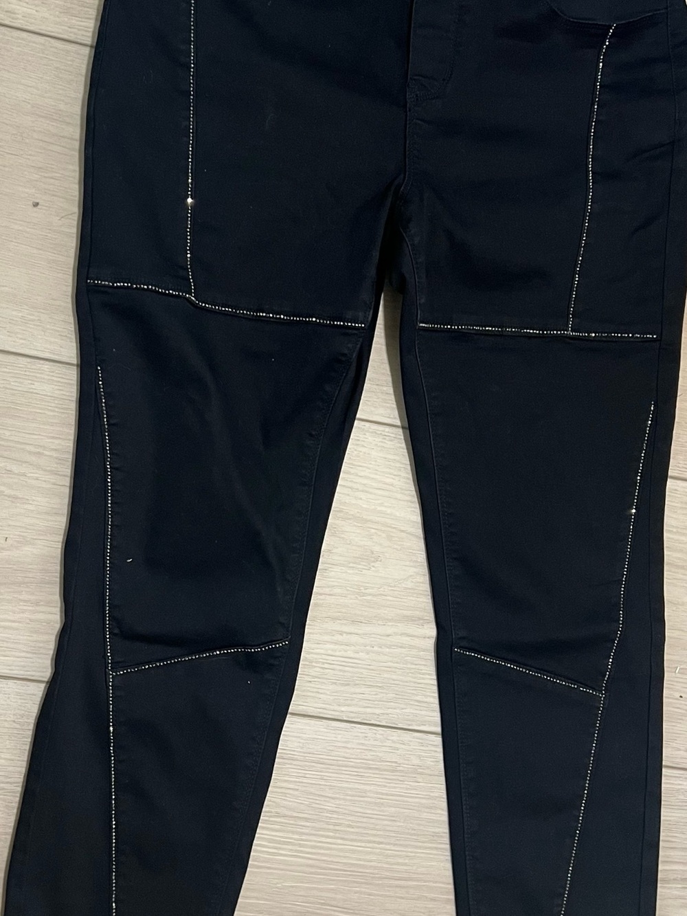 Black Women's Ankle Jeans with Rhinestone Seam Accents
